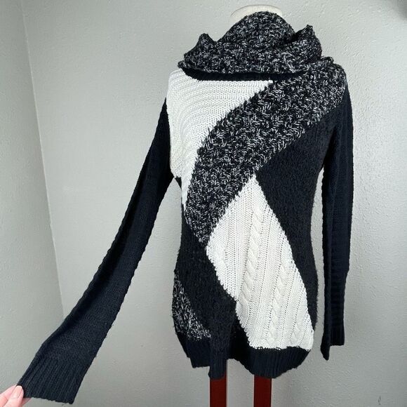 NWOT dressbarn Cowl Neck Sweater - Picture 2 of 7